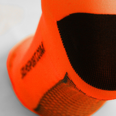 CHAUSSETTES RACING SILA - Mi-hautes ORANGE FLUO / NOIR