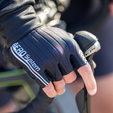 PRO AERO SHORT GLOVES SILA - BLACK