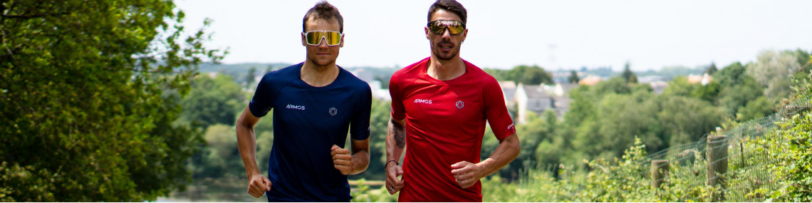 Maillots running homme pour le jogging, le trail et le Marathon